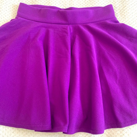 💜URBAN COCO💜purple Round Skirt in size large. New with tags. - Picture 2 of 7